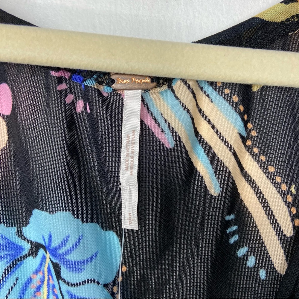 Free People Of Paradise Black Floral Sheer Crop Top size Small NEW - Picture 15 of 15